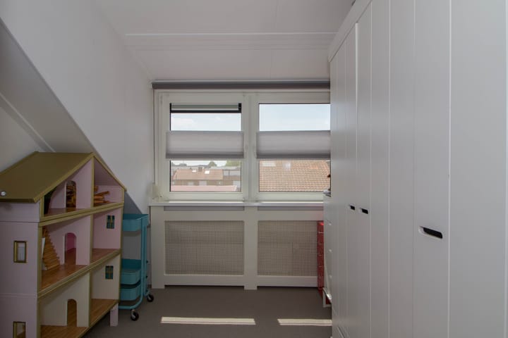 Photo 29 of Trompstraat 16