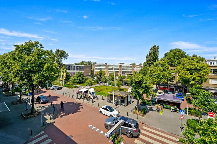 Photo 35 of Goudsbloemlaan 118