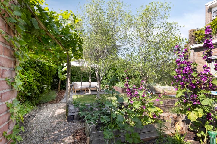 Foto 38 van Oosterscheldestraat 2