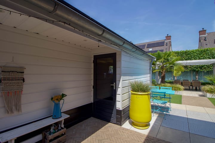 Photo 32 of Trompstraat 16