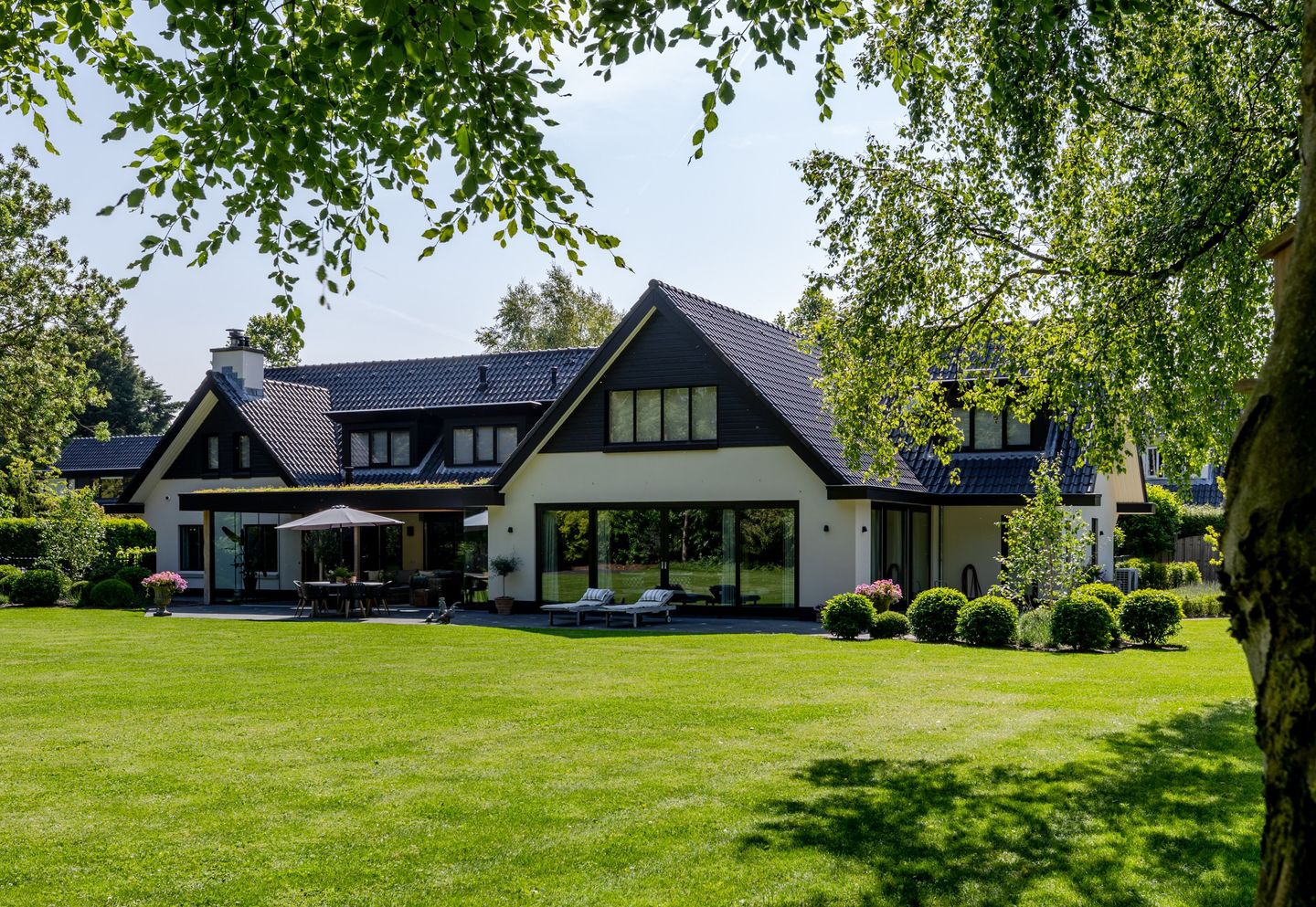 Foto 1 van Egelantierlaan 13