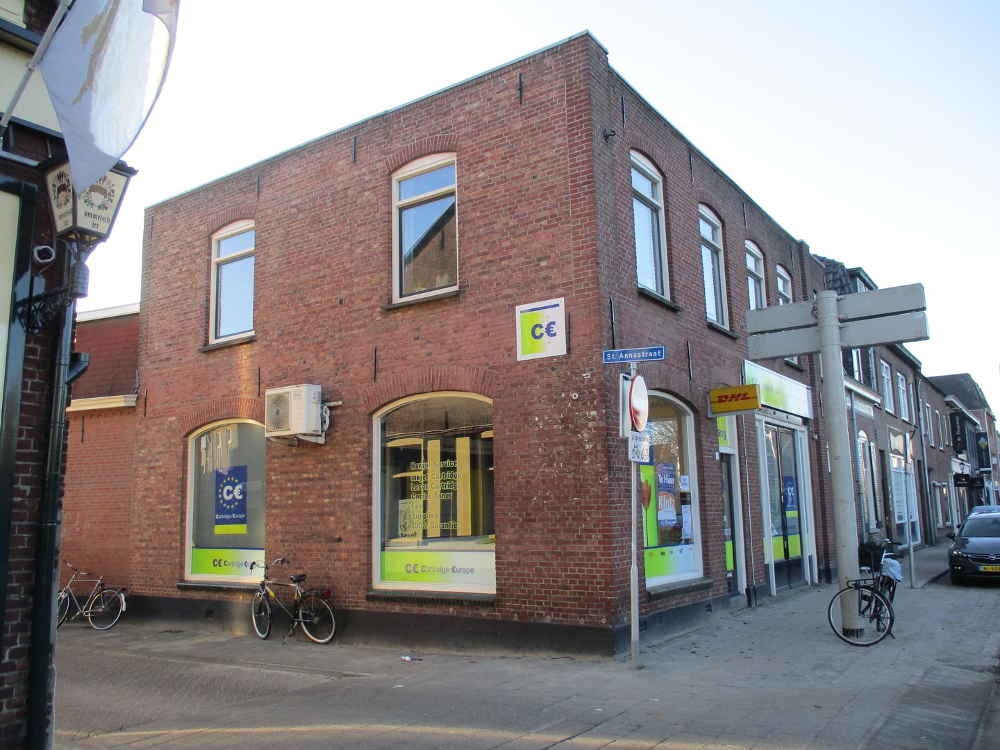 Bekijk foto 4 van Bredaseweg 70-72