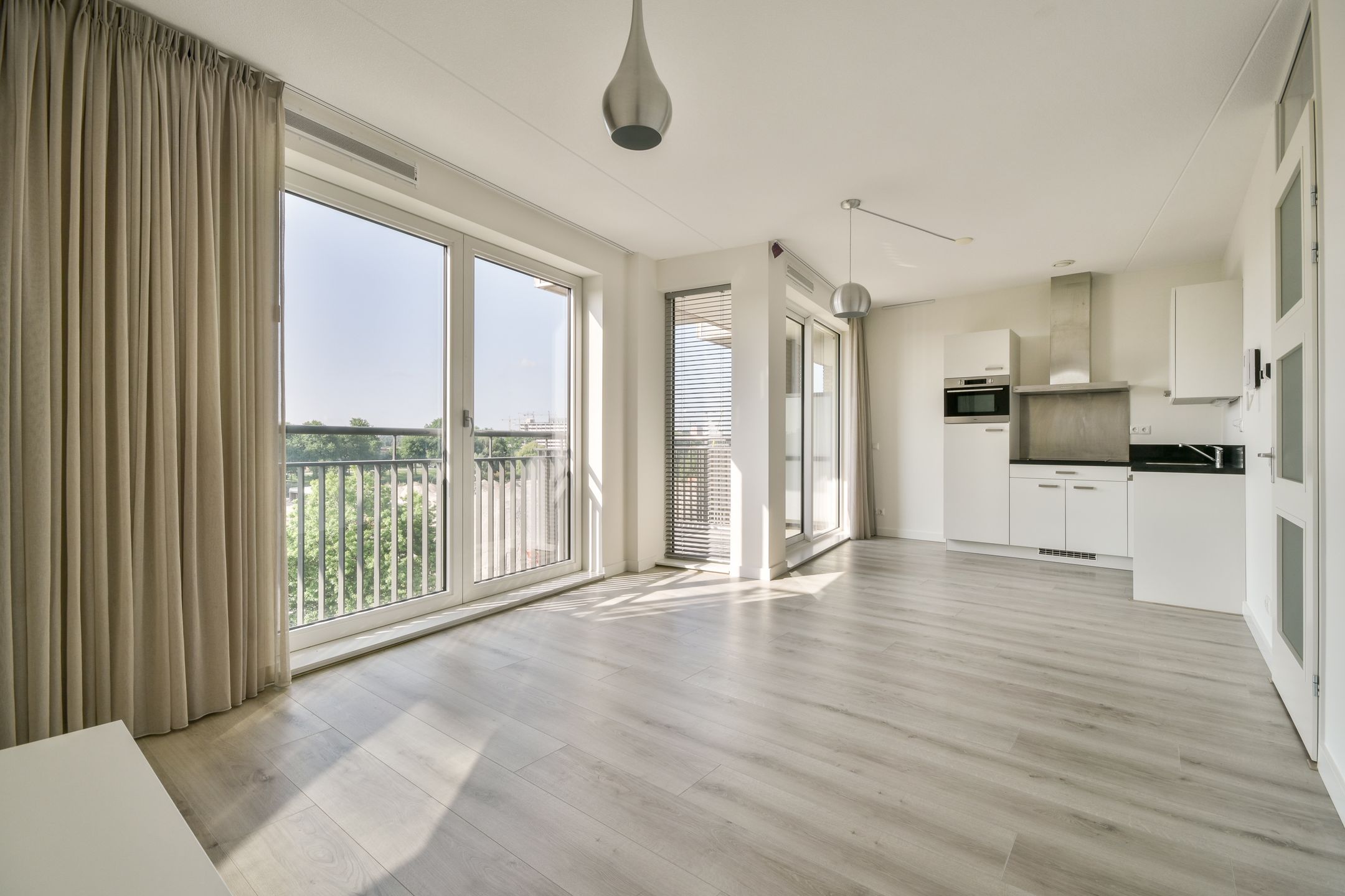 Photo 9 of Carel Willinkgracht 913