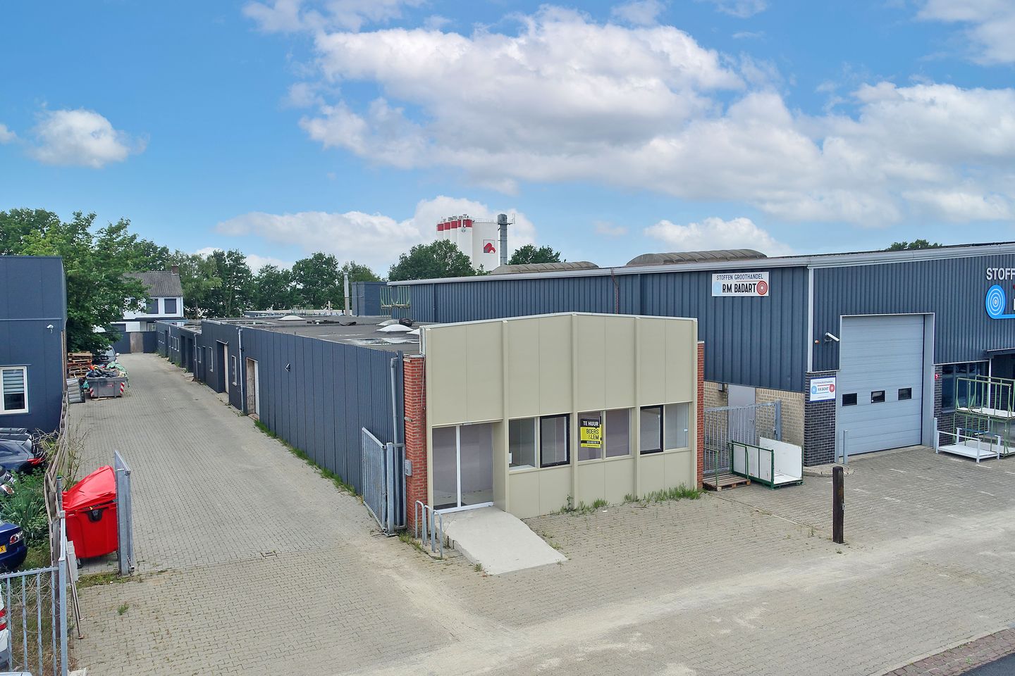 Bekijk foto 1 van Lonnekerbrugstraat 109