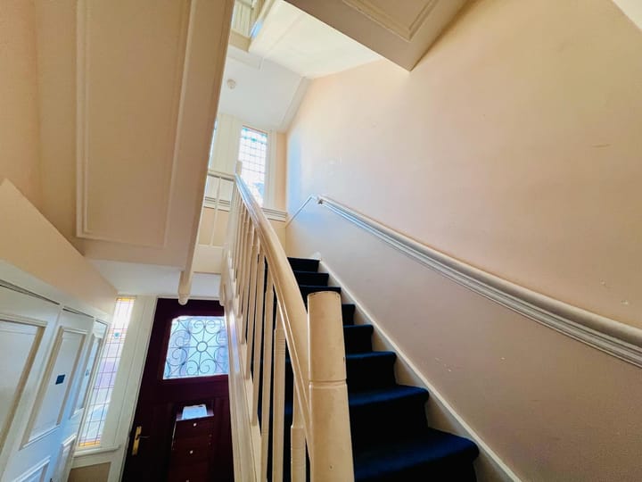 Photo 4 of Bentinckstraat 126