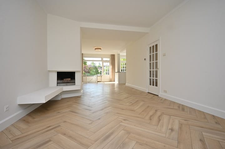 Foto 4 van Van Oldenbarneveltweg 30