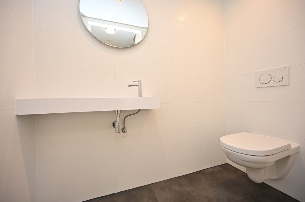 Photo 8 of Van Oldenbarneveltweg 30