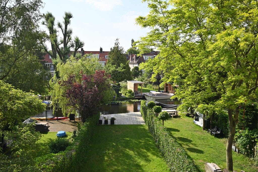 Photo 13 of Van Oldenbarneveltweg 30