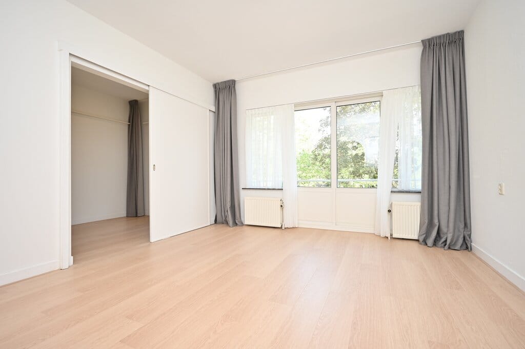 Photo 14 of Van Oldenbarneveltweg 30