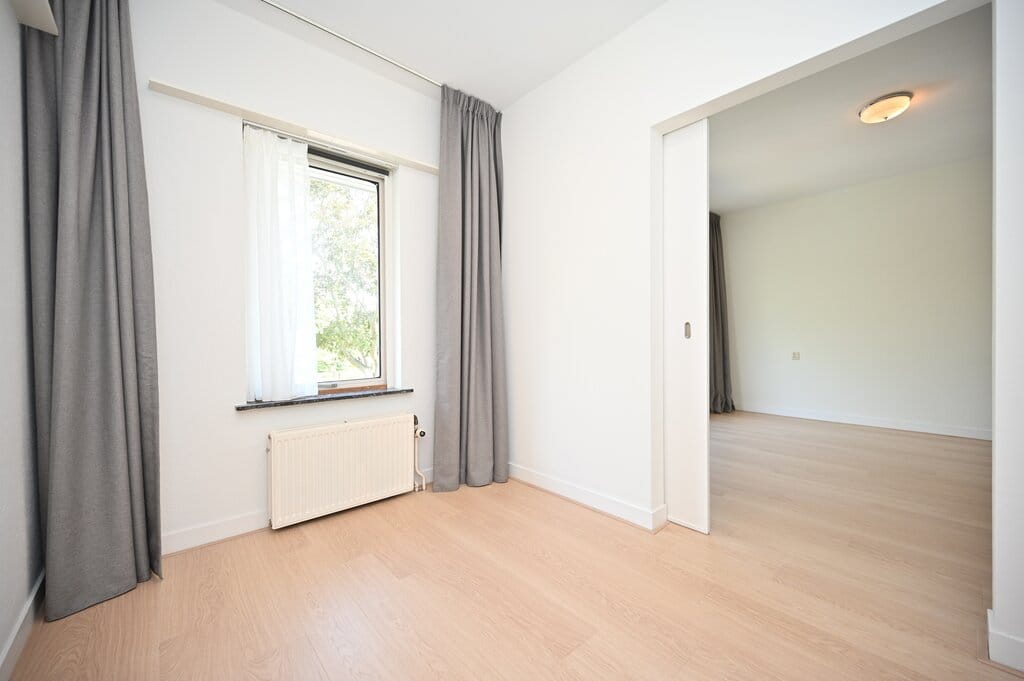 Photo 15 of Van Oldenbarneveltweg 30