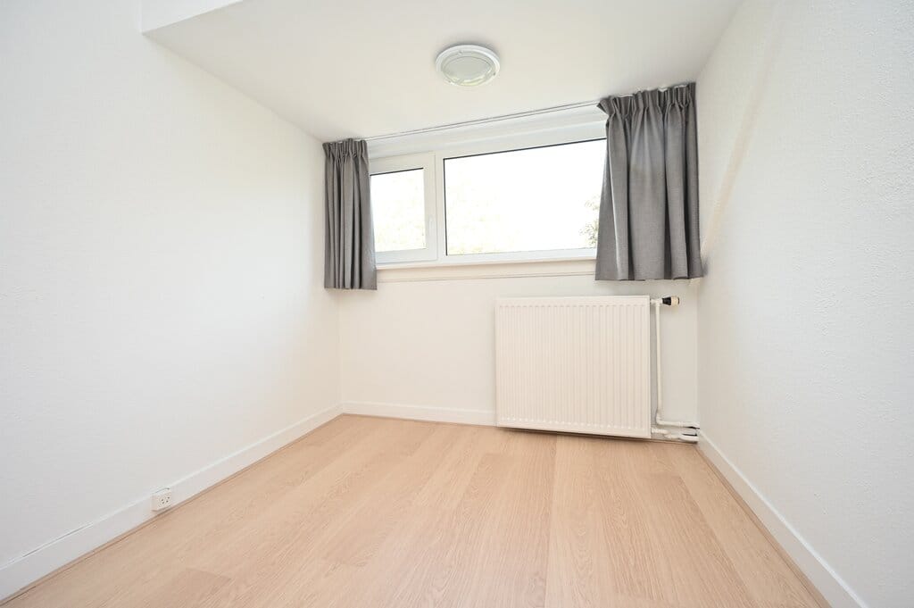 Photo 18 of Van Oldenbarneveltweg 30