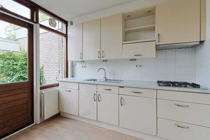 Foto 16 van Beukenlaan 9