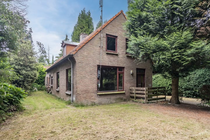 Photo 1 of Flierensestraat 1