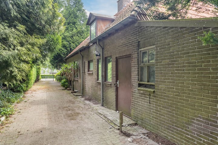 Photo 34 of Flierensestraat 1