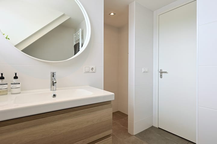 Foto 44 van Leenderweg 26