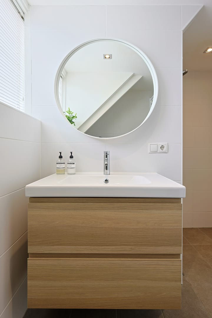 Foto 48 van Leenderweg 26