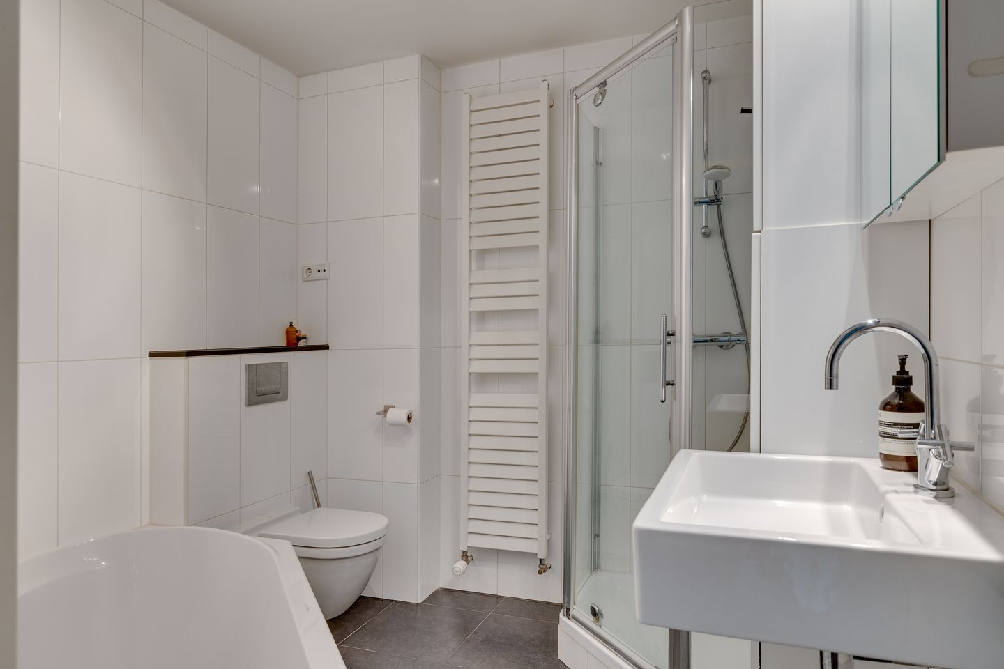 Foto 14 van Spoorstraat 26-A