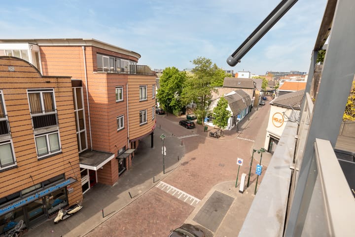 Foto 28 van Spoorstraat 26-A