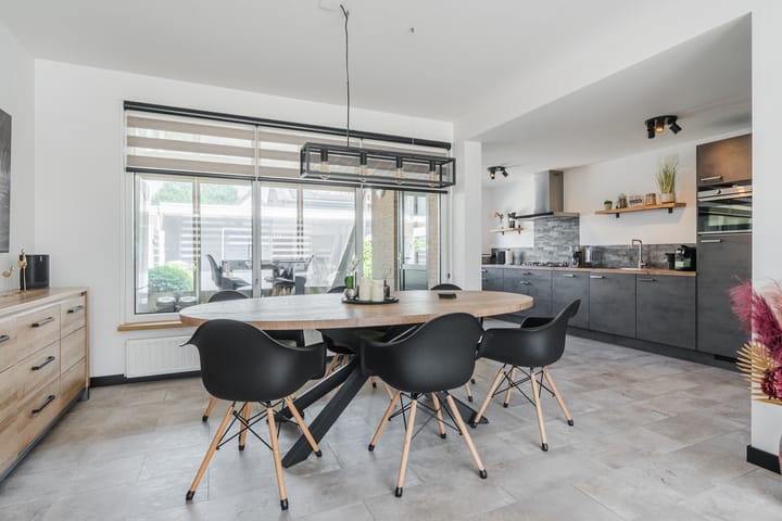 Foto 10 van Merckelbachstraat 6