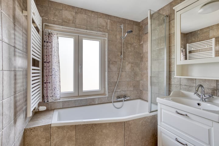 Foto 26 van Uithoornseweg 25