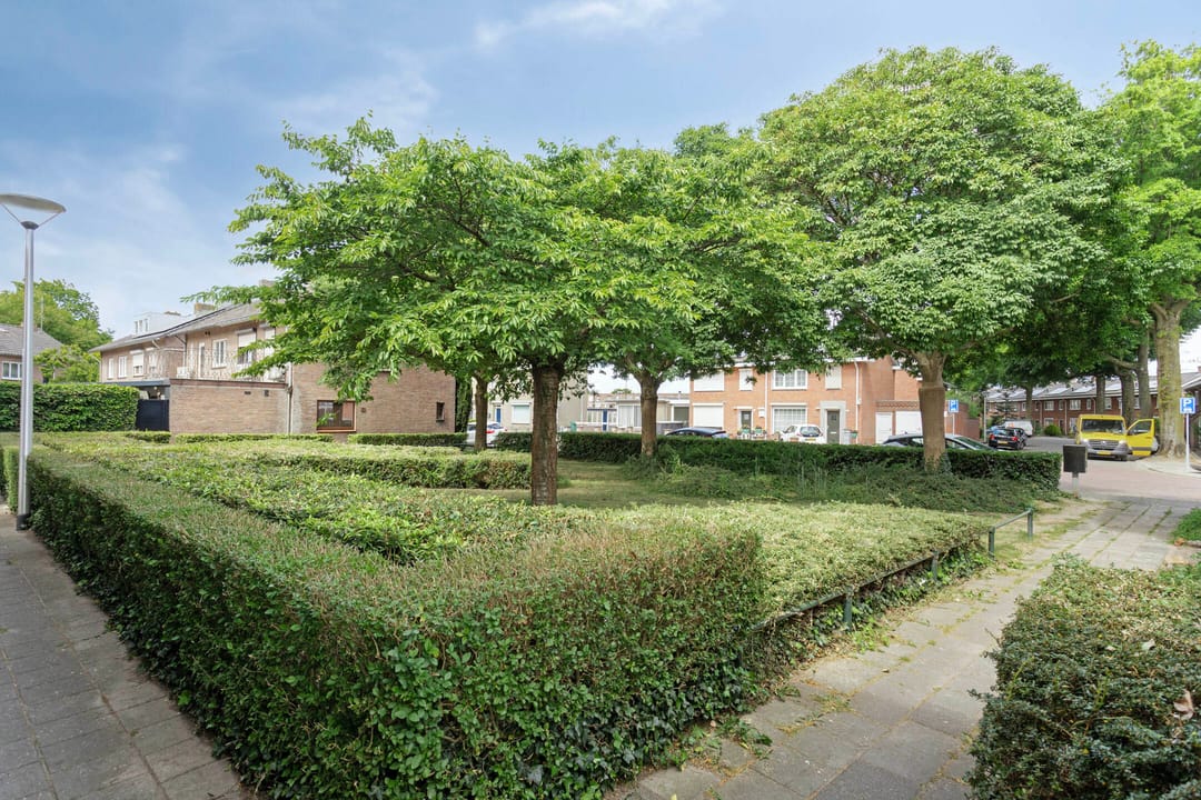 Foto 41 van Uithoornseweg 25