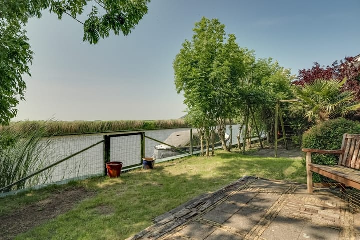 Foto 48 van Dorpsweg 54