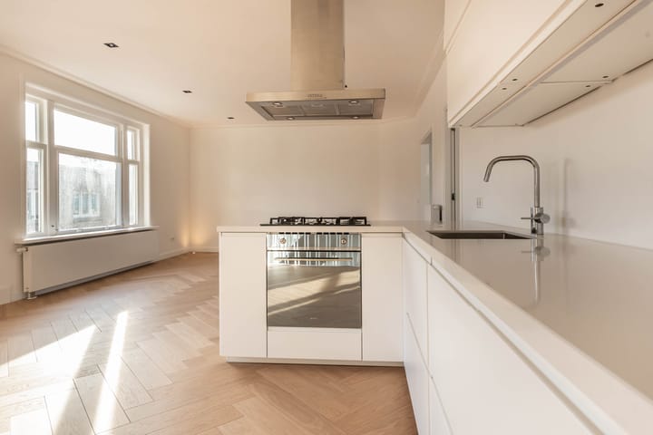 Photo 10 of Generaal Vetterstraat 2-1