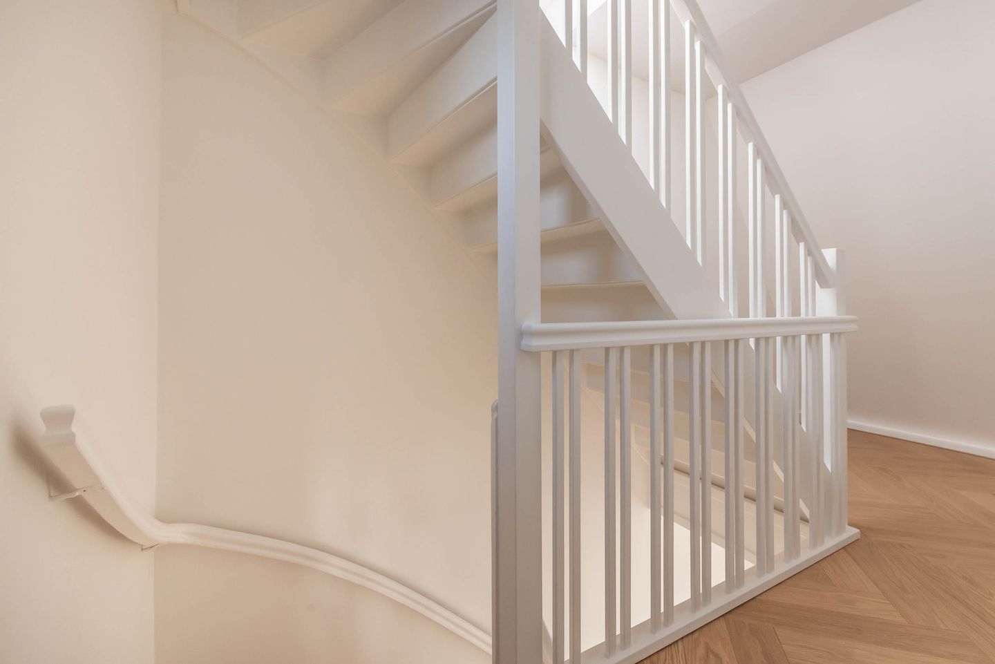 Photo 19 of Generaal Vetterstraat 2-1