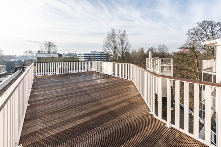 Photo 21 of Generaal Vetterstraat 2-1