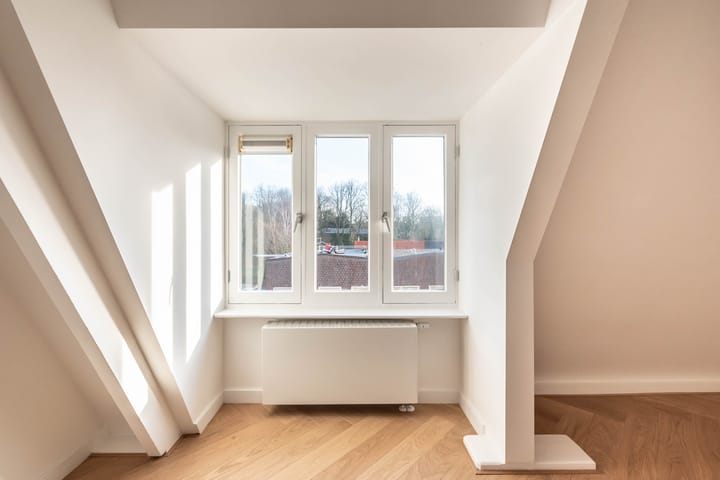 Photo 26 of Generaal Vetterstraat 2-1