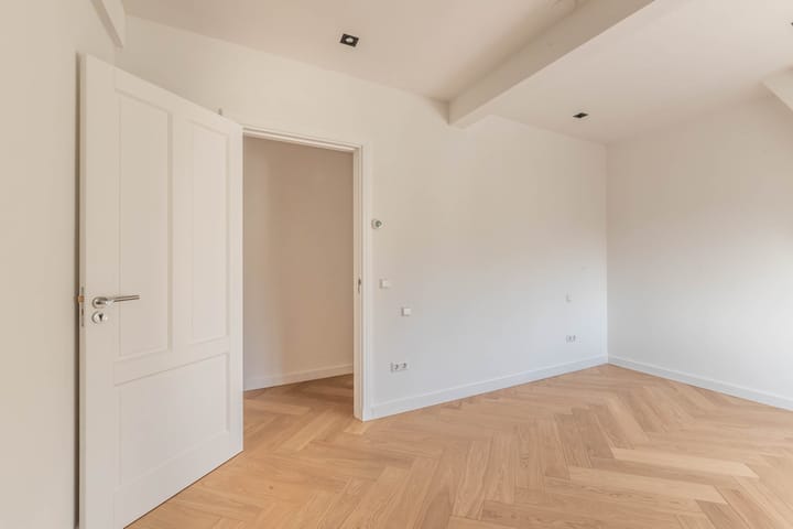 Photo 27 of Generaal Vetterstraat 2-1