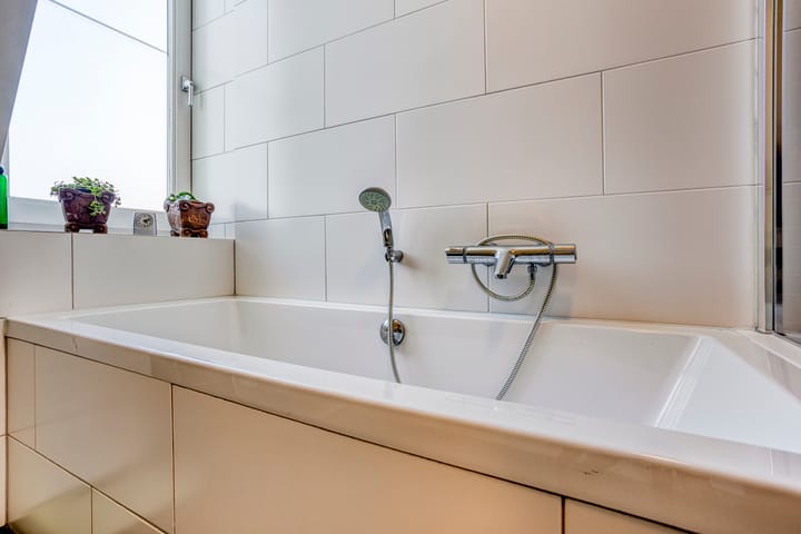 Photo 18 of Waterviolier 16