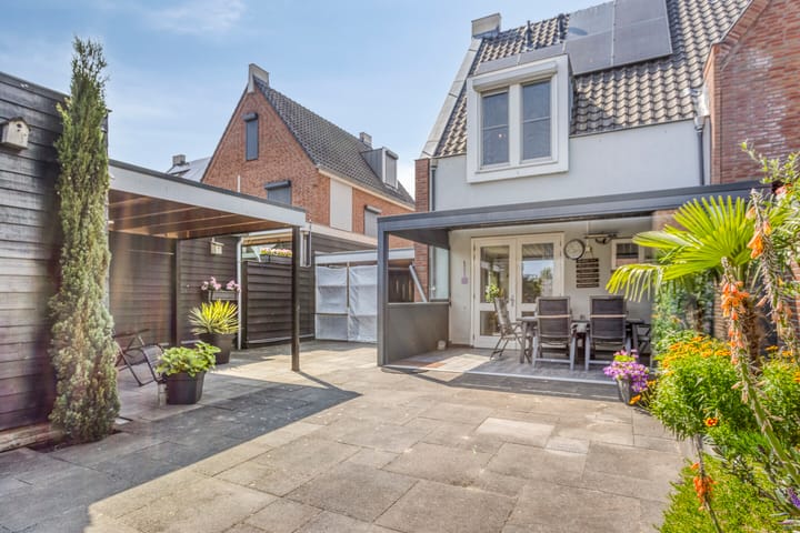 Photo 28 of Waterviolier 16