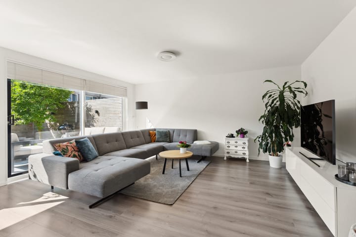 Foto 7 van Fassbinderstraat 23