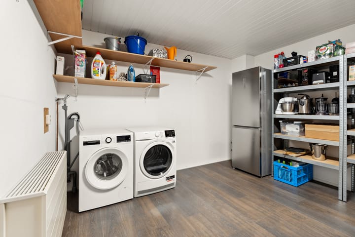 Foto 28 van Fassbinderstraat 23