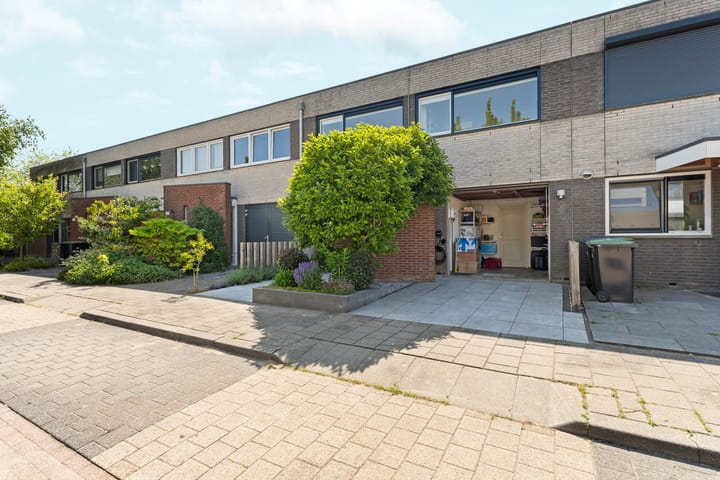 Foto 35 van Fassbinderstraat 23