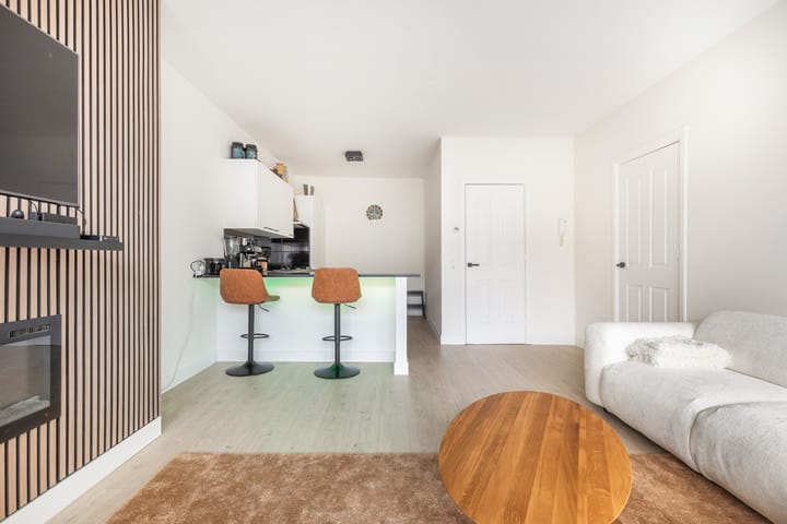 Photo 11 of Willem Buytewechstraat 207-A02