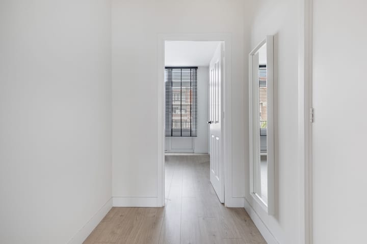 Photo 31 of Willem Buytewechstraat 207-A02