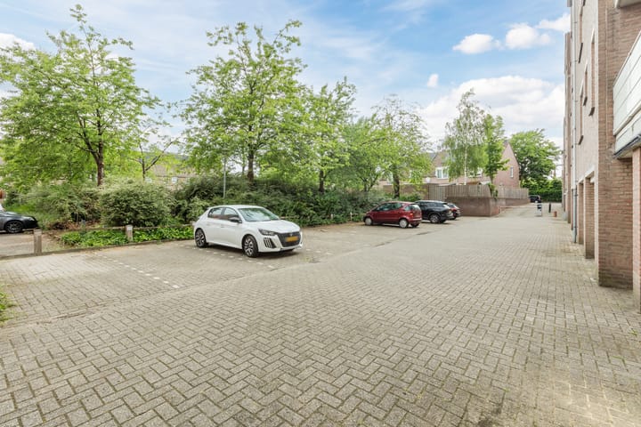 Photo 18 of Deken van Oppensingel 213