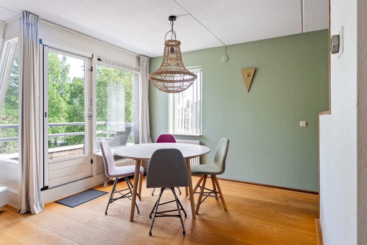 Foto 4 van Dekamastraat 40