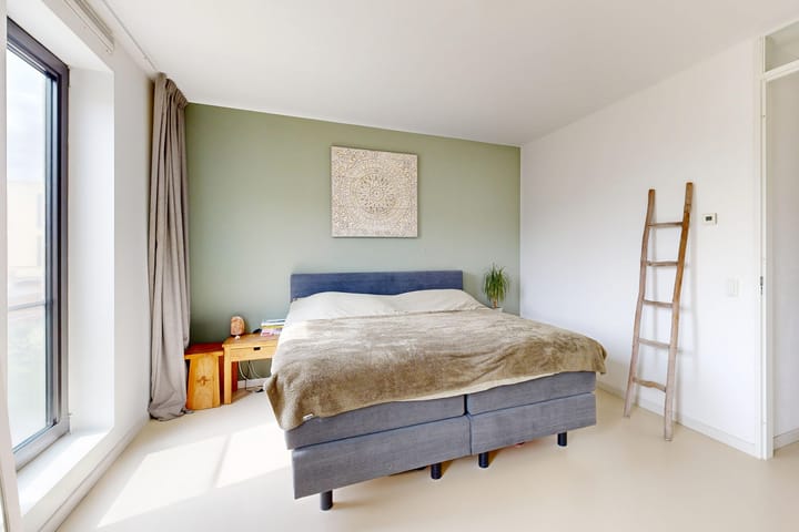 Foto 19 van Peter Martensstraat 108