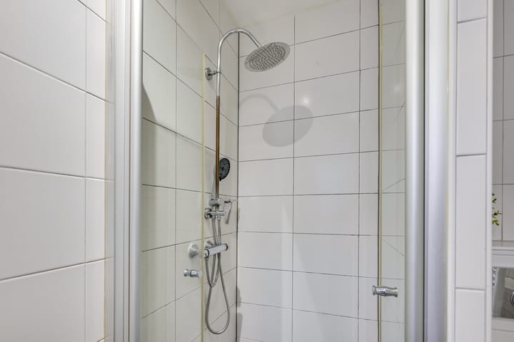 Foto 32 van Valkstraat 64