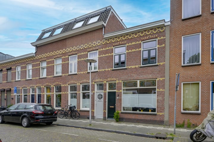 Foto 38 van Valkstraat 64