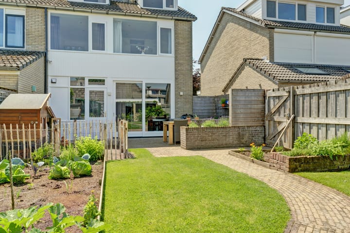 Foto 17 van Duyst van Voorhoutweg 29