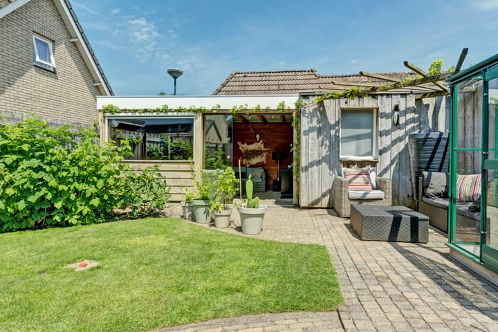 Foto 21 van Duyst van Voorhoutweg 29