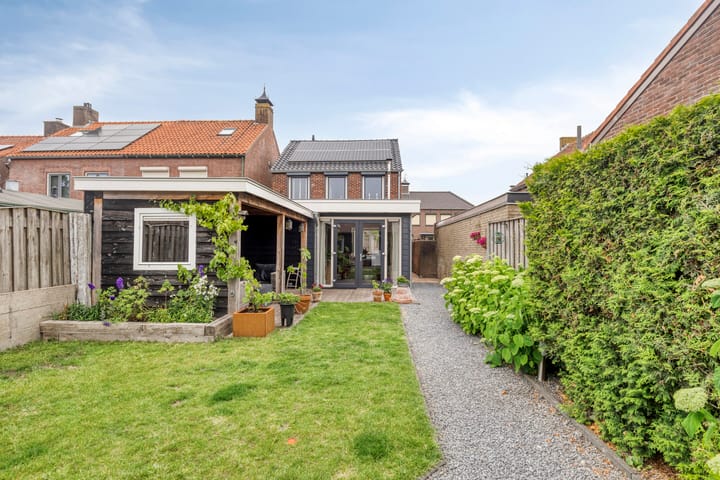 Photo 33 of Jacob van Grimmesteijnstraat 13