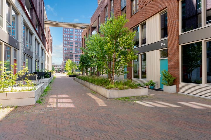 Foto 39 van Maashavenweg 144