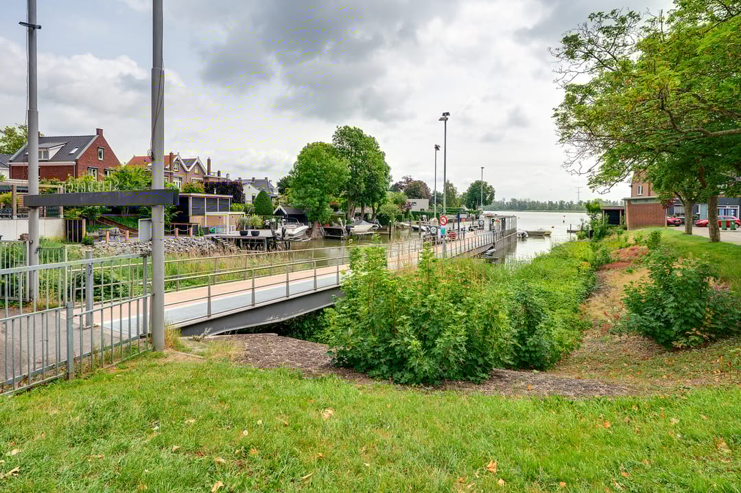 Foto 37 van Middeldiepstraat 119