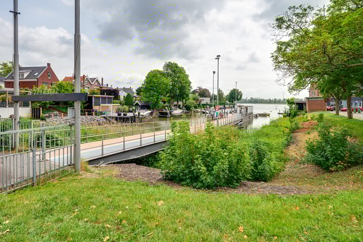 Foto 37 van Middeldiepstraat 119