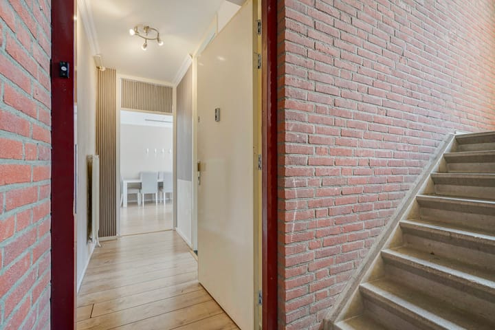 Photo 6 of Gerrit van der Veenlaan 121